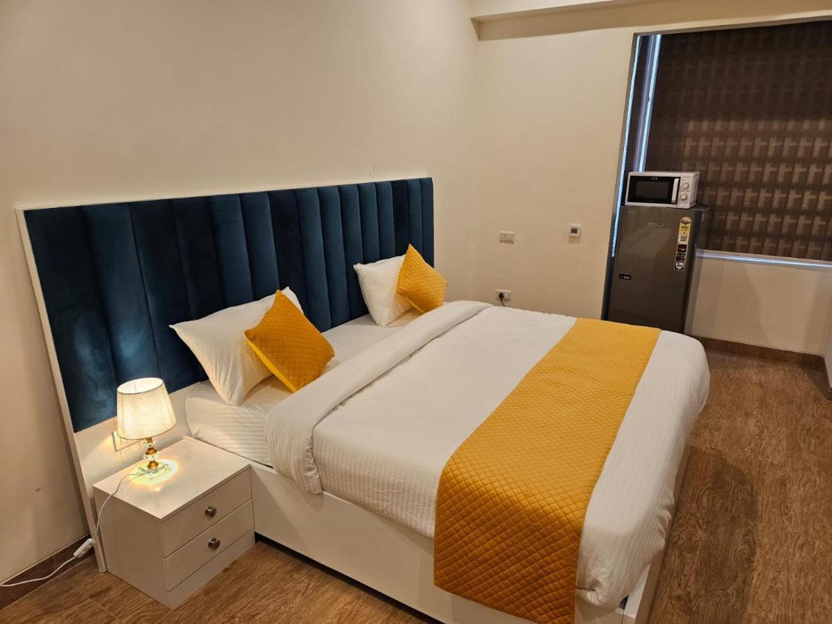 Amahi Inn Gurgaon Exterior photo