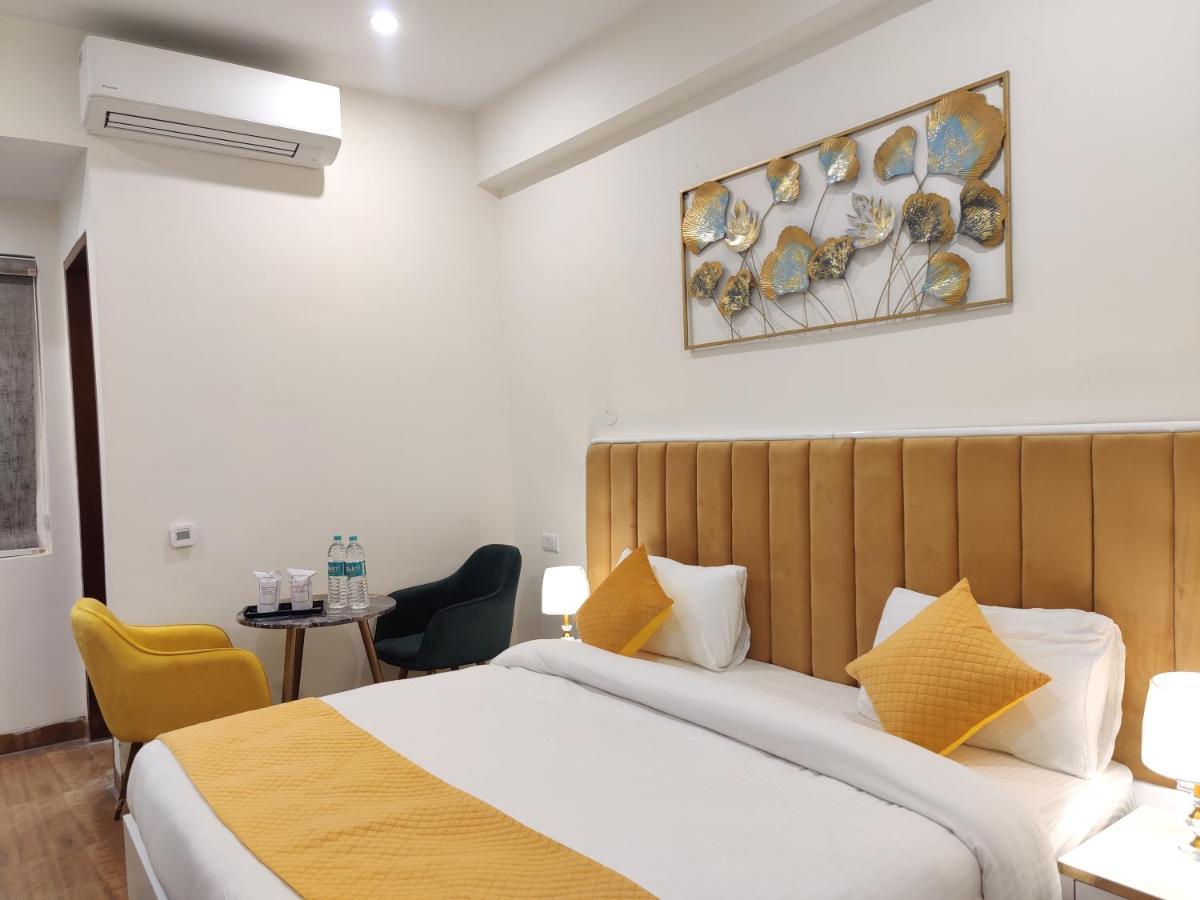 Amahi Inn Gurgaon Exterior photo